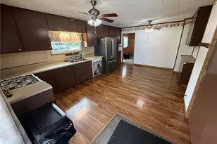 14095 Washington Ave SW, Newcomerstown, OH 43832 - Photo 8