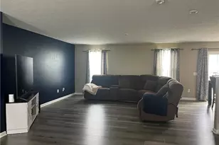 3915 Higgins Dr, Norton, OH 44203 - Photo 6