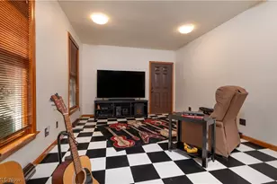 552 Springwood Cir SW, New Philadelphia, OH 44663 - Photo 24