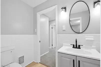 13324 Crennell Avenue, Loveland, OH 44105 - Photo 22