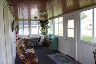 542 Lee Lore Dr, Chippewa Lake, OH 44215 - Photo 4
