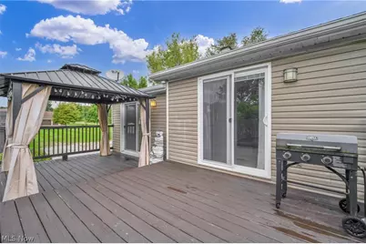 2190 Waterbury Drive, Uniontown, OH 44685 - Photo 46
