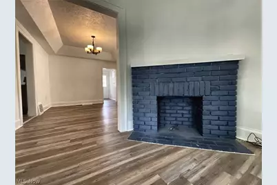 131 E Ido Avenue, Akron, OH 44301 - Photo 6