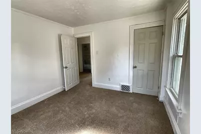 131 E Ido Avenue, Akron, OH 44301 - Photo 16