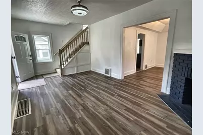 131 E Ido Avenue, Akron, OH 44301 - Photo 4