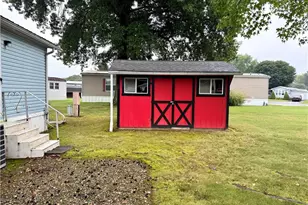324 Fairview, West Lafayette, OH 43845 - Photo 4