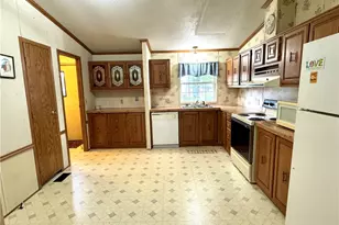 324 Fairview, West Lafayette, OH 43845 - Photo 6