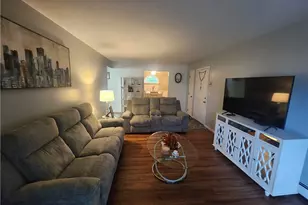 945 Auburn Hills Dr, Boardman, OH 44512 - Photo 4