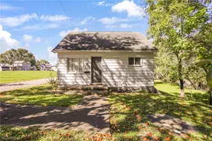 101 N 9th St, Byesville, OH 43723 - Photo 2
