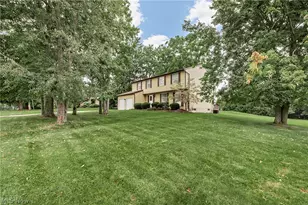 2679 Middleton Rd, Hudson, OH 44236 - Photo 2