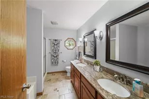 411 Hillbrook Dr, Cuyahoga Falls, OH 44223 - Photo 28