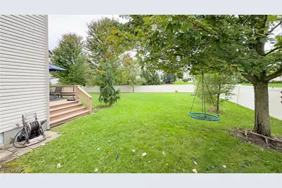 411 Hillbrook Drive, Cuyahoga Falls, OH 44223 - Photo 40