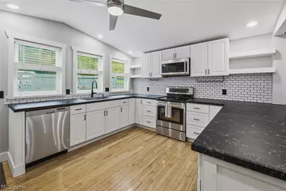 5104 Arlington Road, Green, OH 44720 - Photo 12