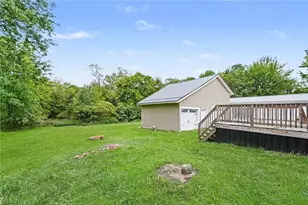 33 N Poplar St, Jefferson, OH 44047 - Photo 28