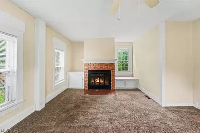 33 N Poplar Street, Jefferson, OH 44047 - Photo 10
