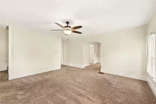 33 N Poplar St, Jefferson, OH 44047 - Photo 6