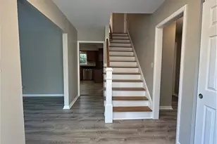 1598 Kingsley Ave, Akron, OH 44313 - Photo 2