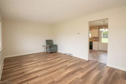 1615 Whipple Avenue NW, Canton, OH 44708 - Photo 6