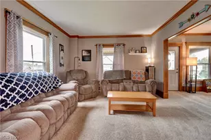 215 Dover Rd NE, Sugarcreek, OH 44681 - Photo 12