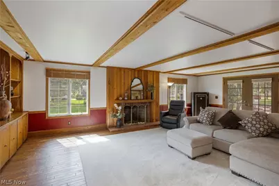 1424 Stonington Road NW, North Canton, OH 44720 - Photo 12