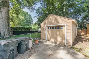 493 Malvern Rd, Akron, OH 44303 - Photo 34