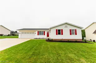 294 Apple Ridge Dr, Apple Creek, OH 44606 - Photo 2
