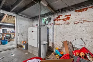 729 Main St, Conneaut, OH 44030 - Photo 34