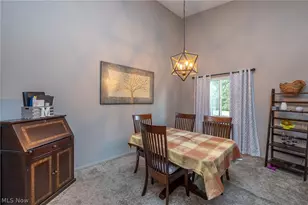 768 Kirkwall Dr, Akron, OH 44321 - Photo 10
