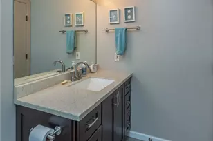 768 Kirkwall Dr, Akron, OH 44321 - Photo 14