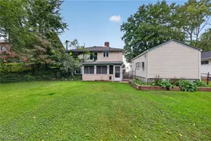 757 St Clair Ave, Barberton, OH 44203 - Photo 30