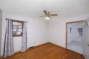 141 26th St NW, Barberton, OH 44203 - Photo 24