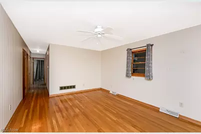 141 26th Street NW, Barberton, OH 44203 - Photo 6