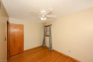 141 26th St NW, Barberton, OH 44203 - Photo 20
