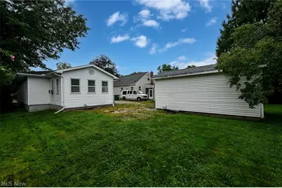 141 26th Street NW, Barberton, OH 44203 - Photo 40