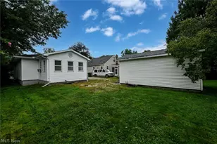141 26th St NW, Barberton, OH 44203 - Photo 40
