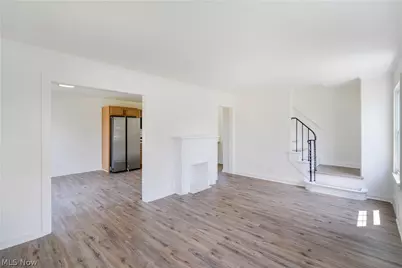 202 Morrison Street, Struthers, OH 44471 - Photo 6