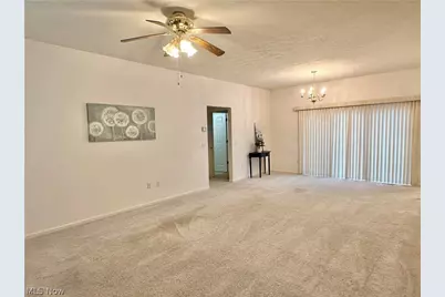 566 Parkside Lane, Tallmadge, OH 44278 - Photo 2