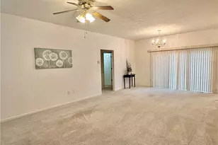 566 Parkside Ln, Tallmadge, OH 44278 - Photo 2
