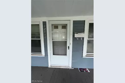 12709 Locke Avenue, Loveland, OH 44108 - Photo 2