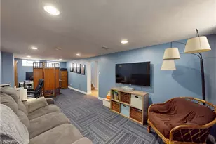 30028 Elgin Rd, Wickliffe, OH 44092 - Photo 36