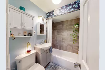 30028 Elgin Road, Wickliffe, OH 44092 - Photo 14