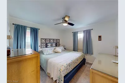 30028 Elgin Road, Wickliffe, OH 44092 - Photo 18