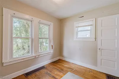 379 E 162nd Street, Loveland, OH 44110 - Photo 14