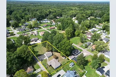 17512 Lundys Lane, Lake Milton, OH 44429 - Photo 48