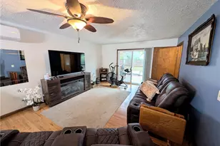 17512 Lundys Ln, Lake Milton, OH 44429 - Photo 14