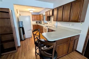 17512 Lundys Ln, Lake Milton, OH 44429 - Photo 16