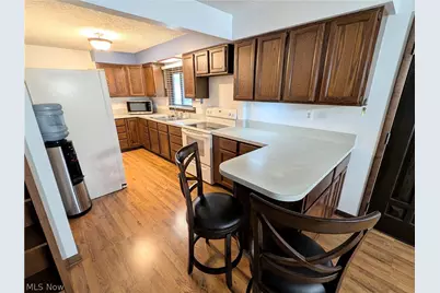 17512 Lundys Lane, Lake Milton, OH 44429 - Photo 20