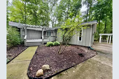 2181 Woodlawn Circle, Stow, OH 44224 - Photo 4
