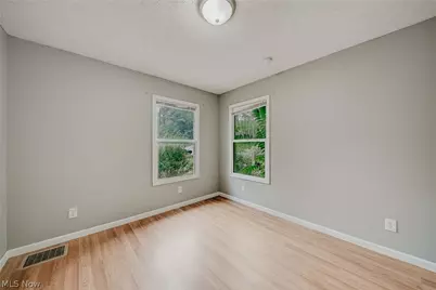 2821 Nesmith Lake Boulevard, Akron, OH 44314 - Photo 16
