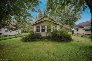 2821 Nesmith Lake Blvd, Akron, OH 44314 - Photo 1